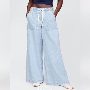 GAP Blue and White Striped Pants